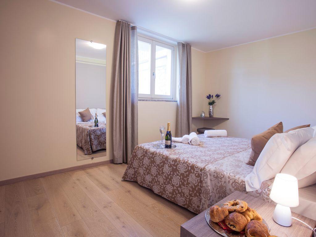 Ossuccio Grande C Home With Pool Sleeps 12 By Italian Apartments Como Exteriör bild