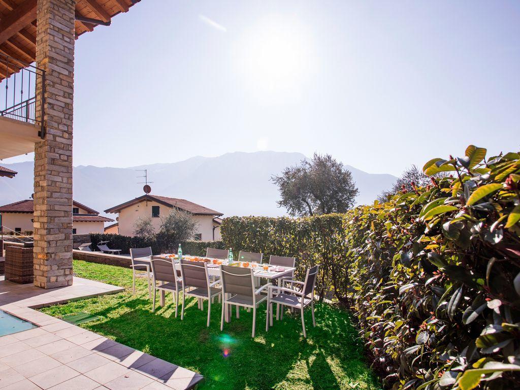 Ossuccio Grande C Home With Pool Sleeps 12 By Italian Apartments Como Exteriör bild