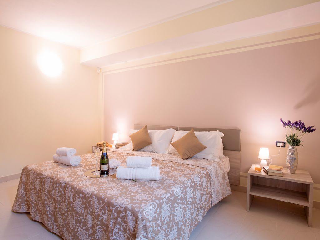 Ossuccio Grande C Home With Pool Sleeps 12 By Italian Apartments Como Exteriör bild
