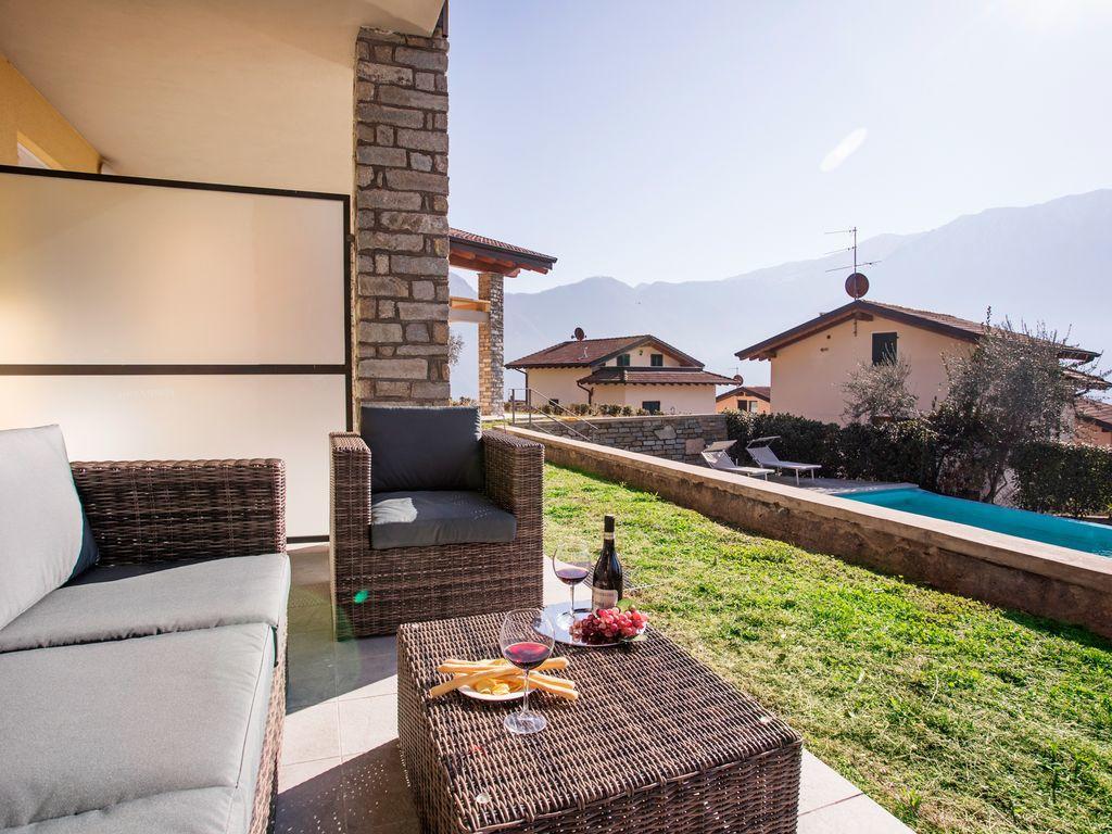 Ossuccio Grande C Home With Pool Sleeps 12 By Italian Apartments Como Exteriör bild