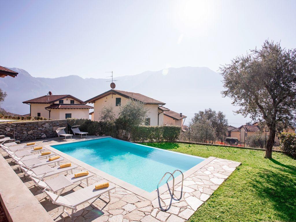 Ossuccio Grande C Home With Pool Sleeps 12 By Italian Apartments Como Exteriör bild